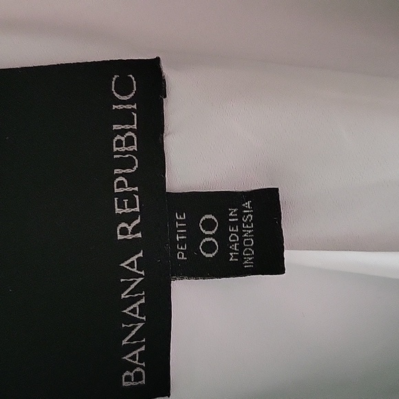 Banana Republic short blazer - Picture 3 of 11